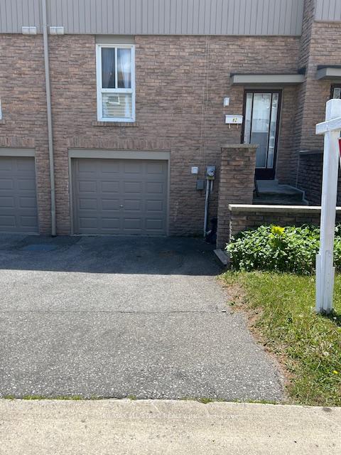 Front of Unit 82, 201 Alexmuir Boulevard