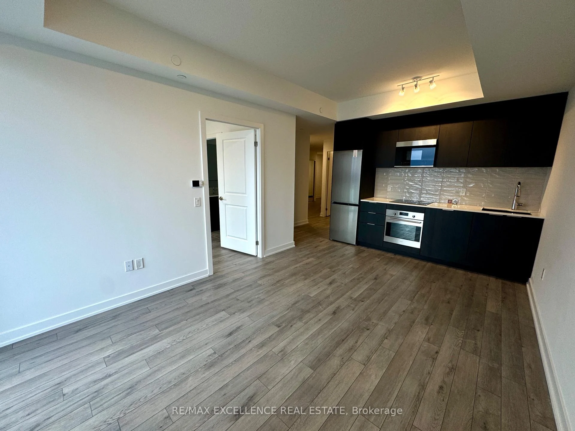 Photo 1 of Unit 413, 15 Skyridge Drive, Brampton, Bram East — HOMEH