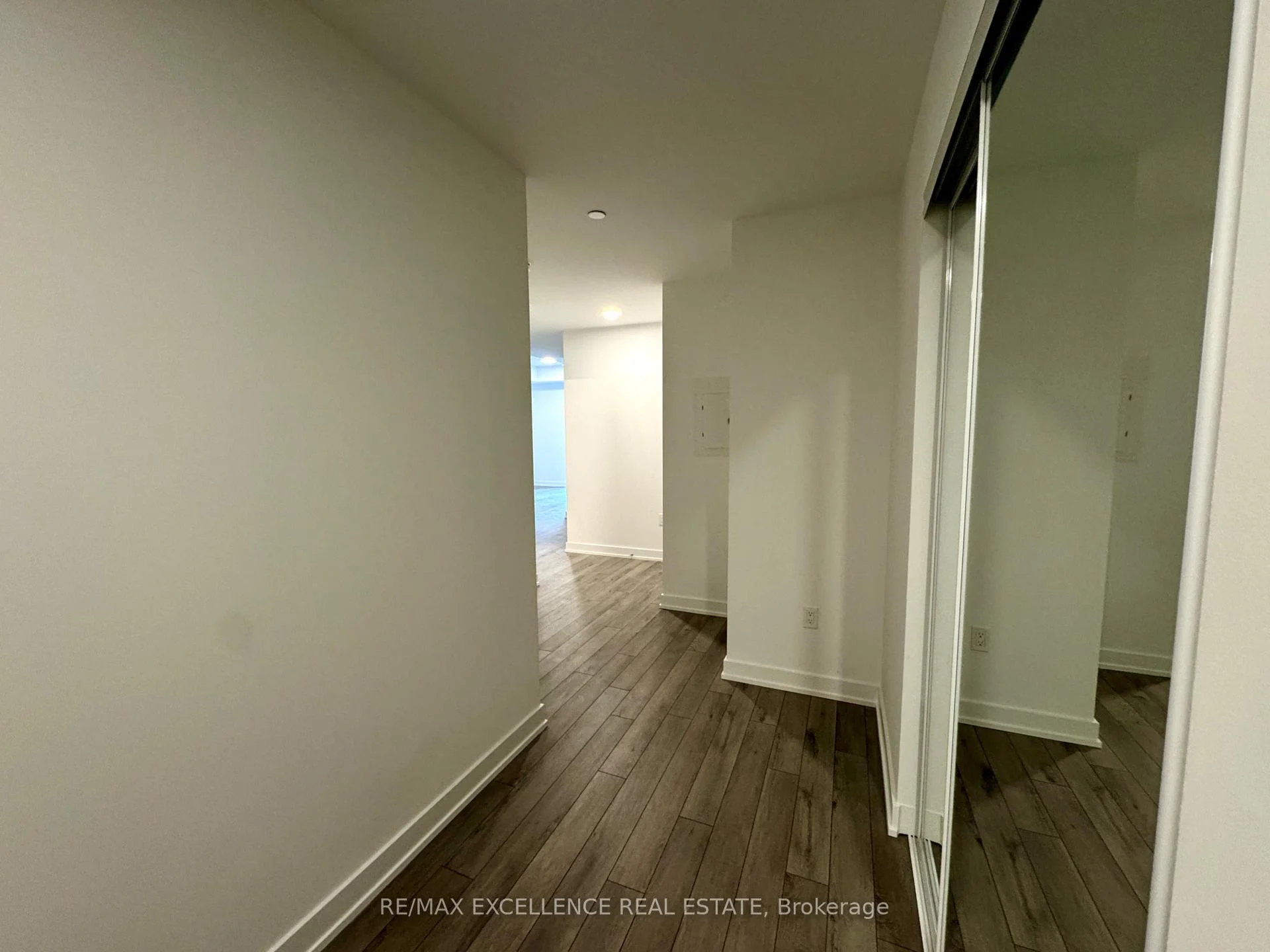 Photo 13 of Unit 413, 15 Skyridge Drive, Brampton, Bram East — HOMEH