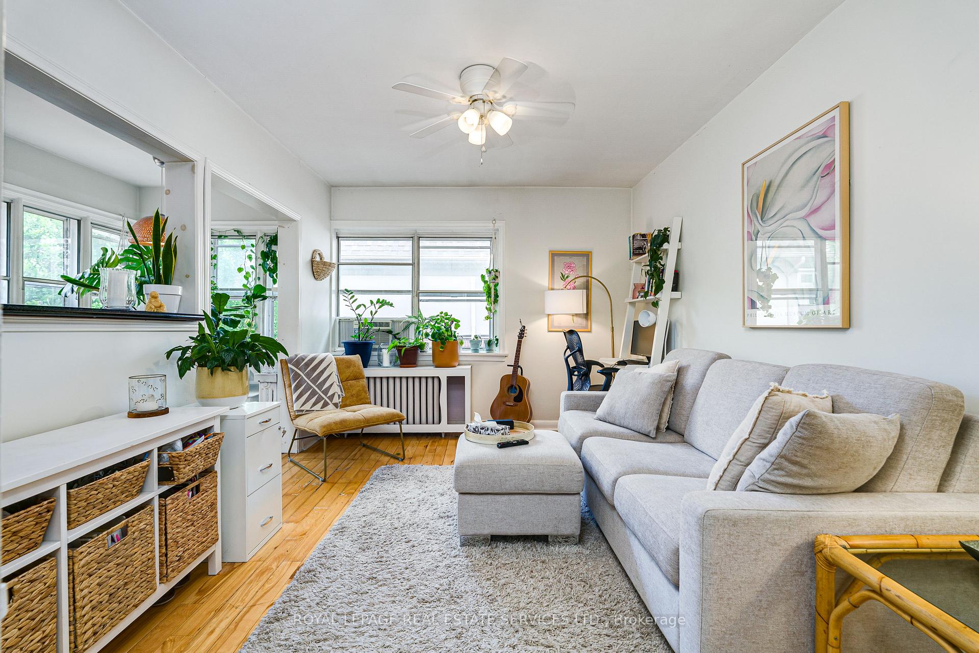 Photo 2 of Unit 4, 50 Glenrose Avenue, Toronto, Rosedale-Moore Park — HOMEH