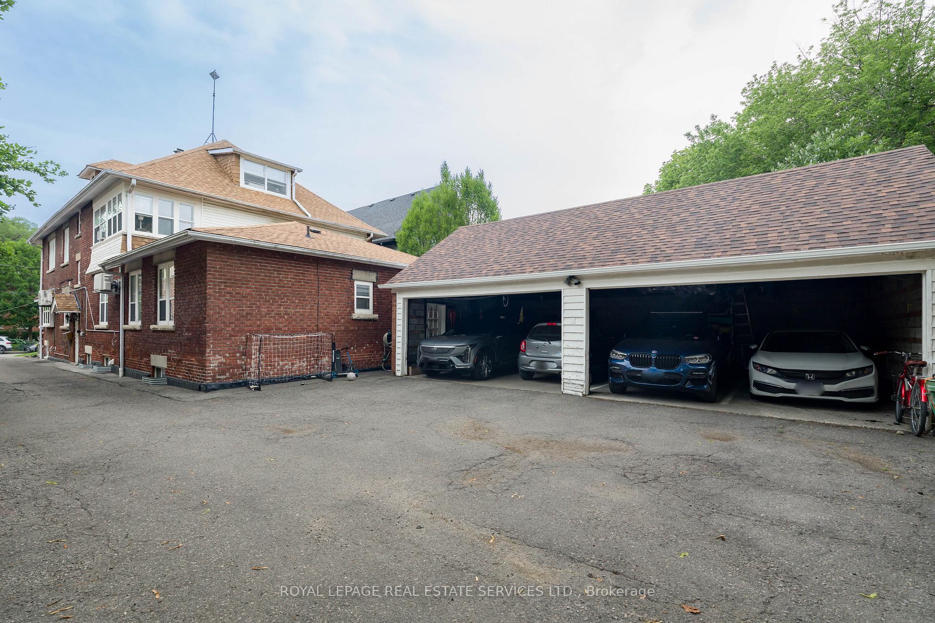 Photo 11 of Unit 4, 50 Glenrose Avenue, Toronto, Rosedale-Moore Park — HOMEH