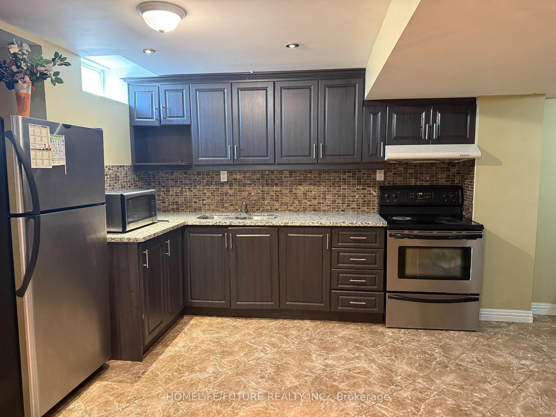 Photo 5 of Unit Bsmt, 13 Hislop Drive, Markham, Box Grove — HOMEH