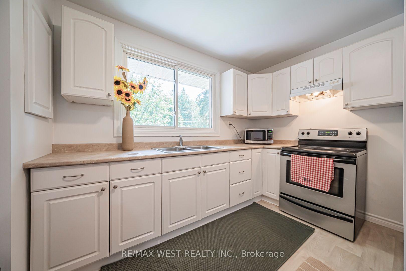 Photo 5 of 9510 Morning Glory Road, Georgina, Pefferlaw — HOMEH