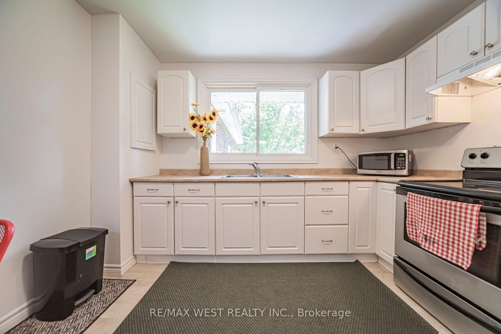 Photo 7 of 9510 Morning Glory Road, Georgina, Pefferlaw — HOMEH