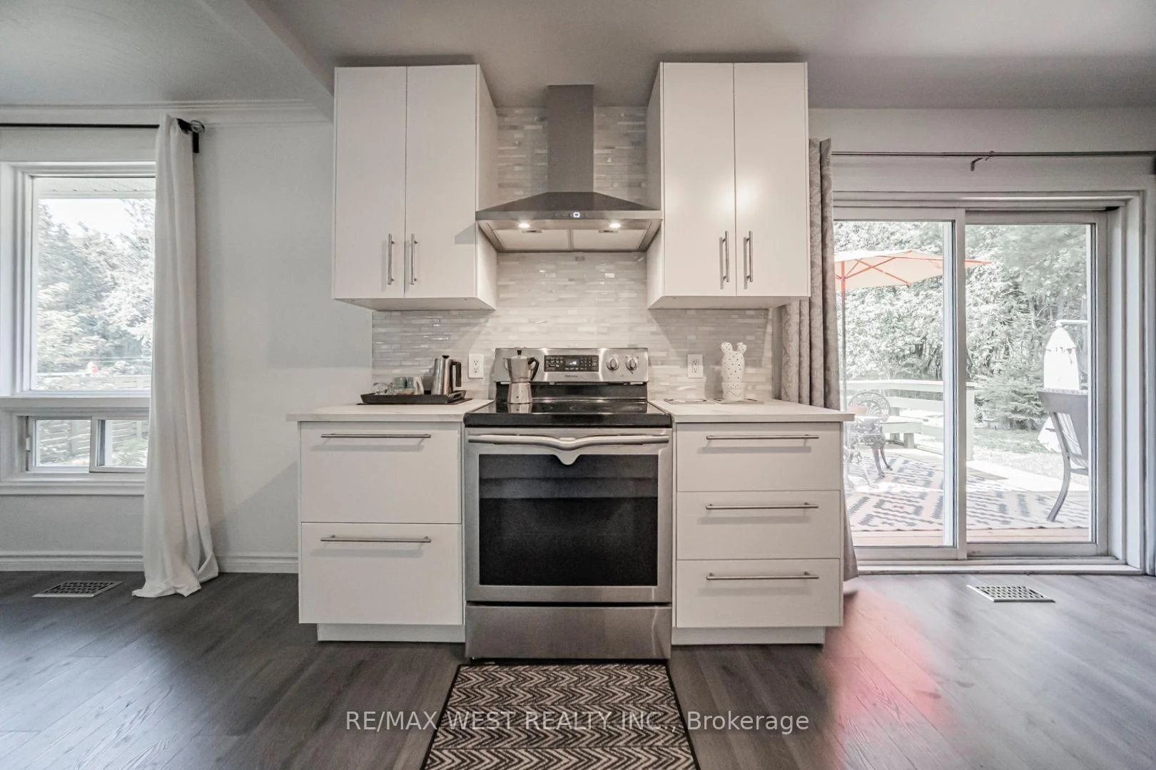 Photo 18 of 9510 Morning Glory Road, Georgina, Pefferlaw — HOMEH