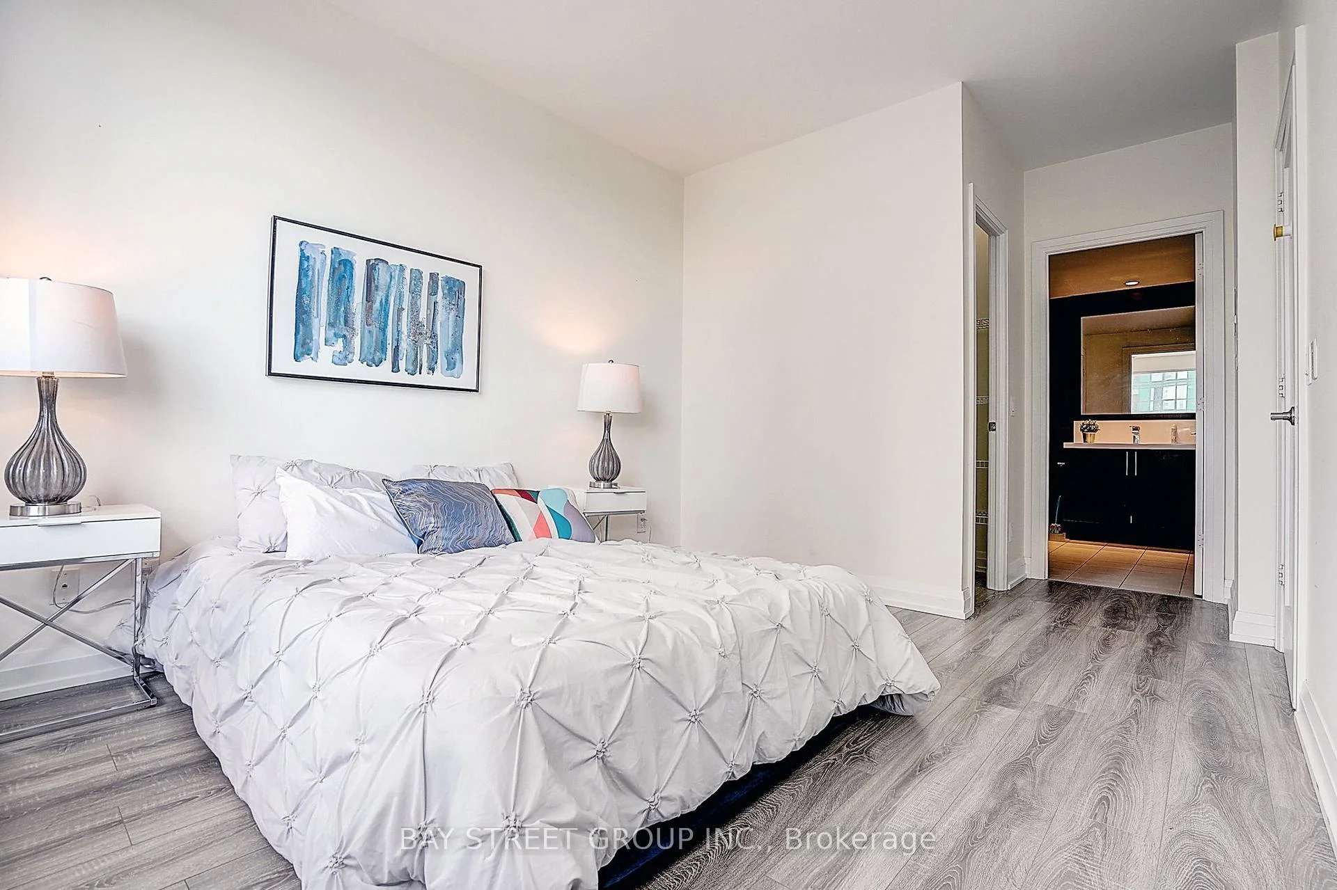 Photo 45 of Unit 811, 2 Anndale Drive, North York, Willowdale East — HOMEH
