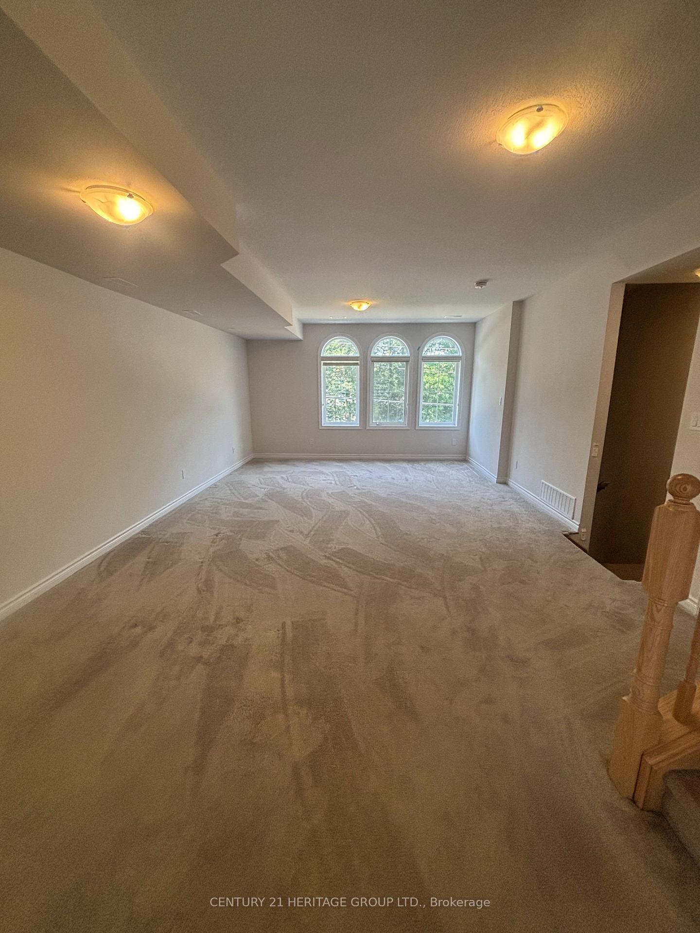 Photo 3 of Unit 6, 677 Park Road N, Brantford, Lynden Hills — HOMEH