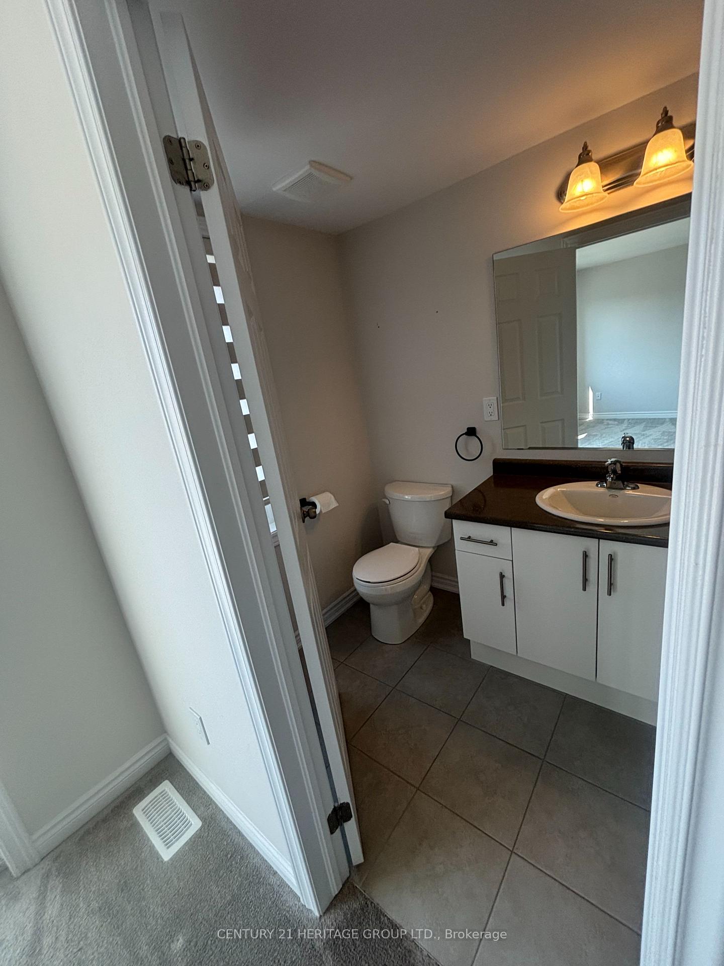 Photo 9 of Unit 6, 677 Park Road N, Brantford, Lynden Hills — HOMEH