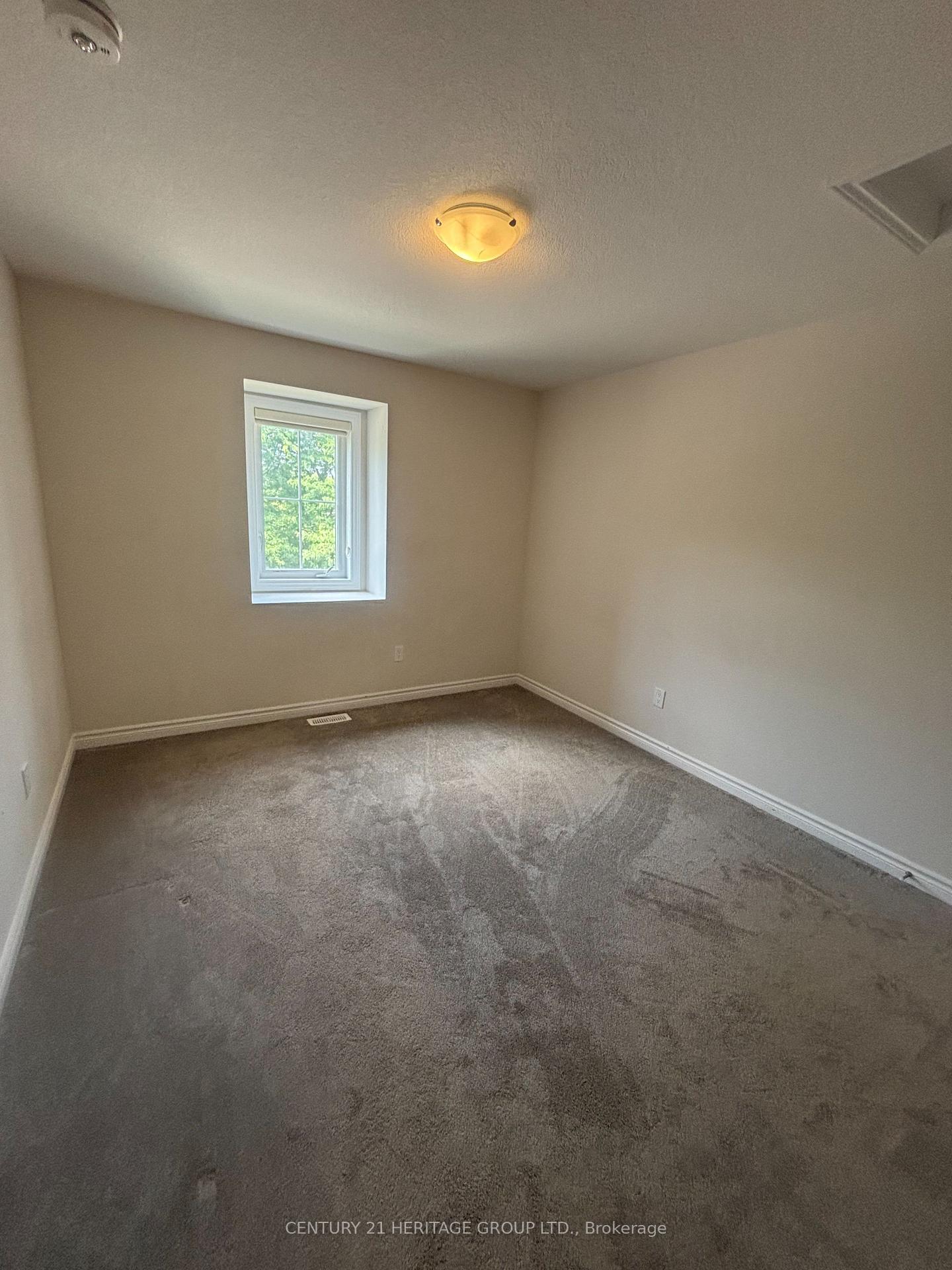 Photo 16 of Unit 6, 677 Park Road N, Brantford, Lynden Hills — HOMEH