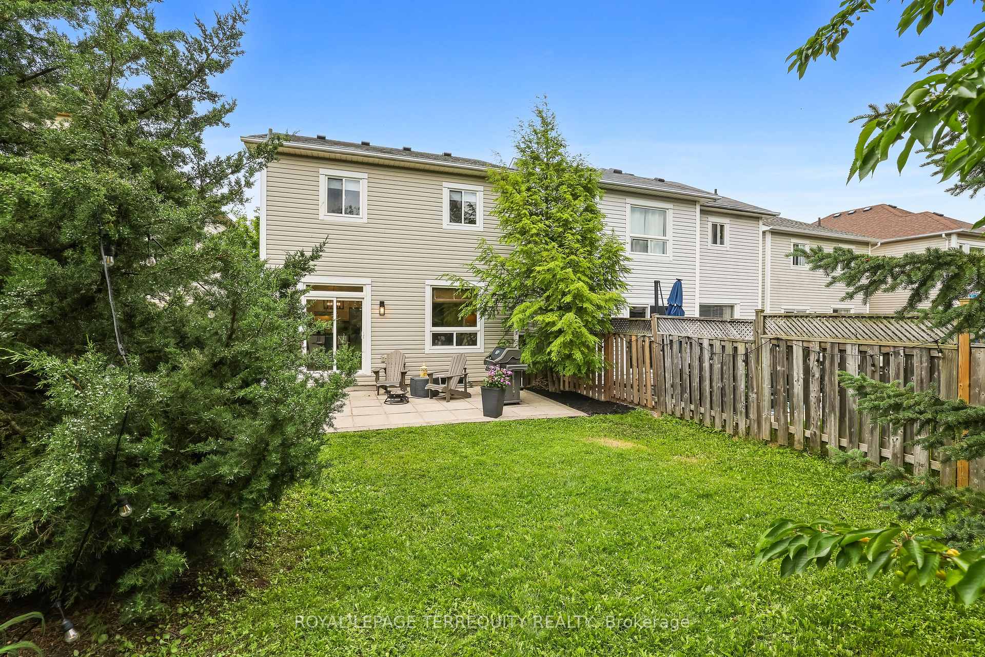 Photo 40 of 8 Sinden Drive, Whitby, Brooklin — HOMEH
