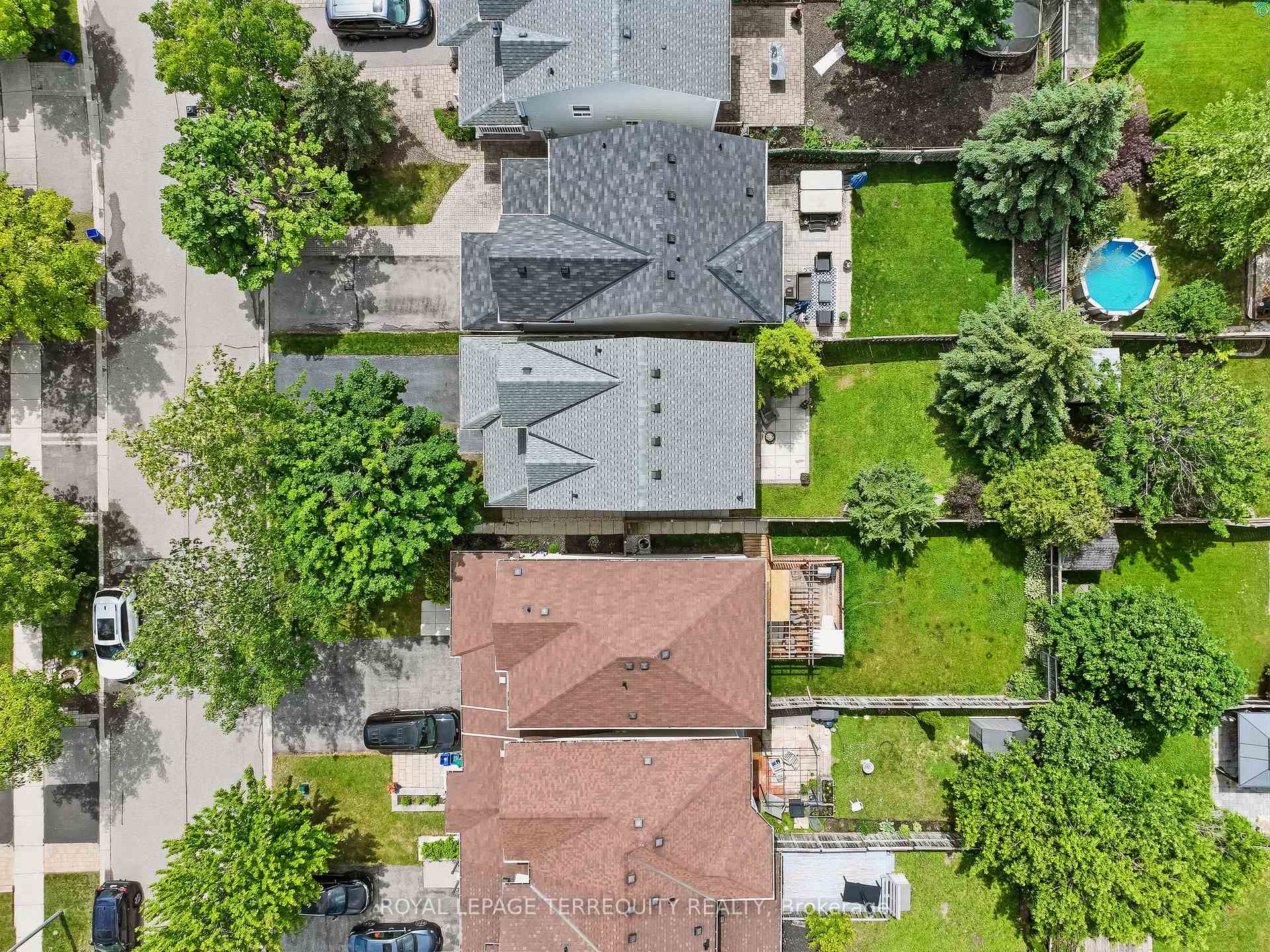 Photo 47 of 8 Sinden Drive, Whitby, Brooklin — HOMEH