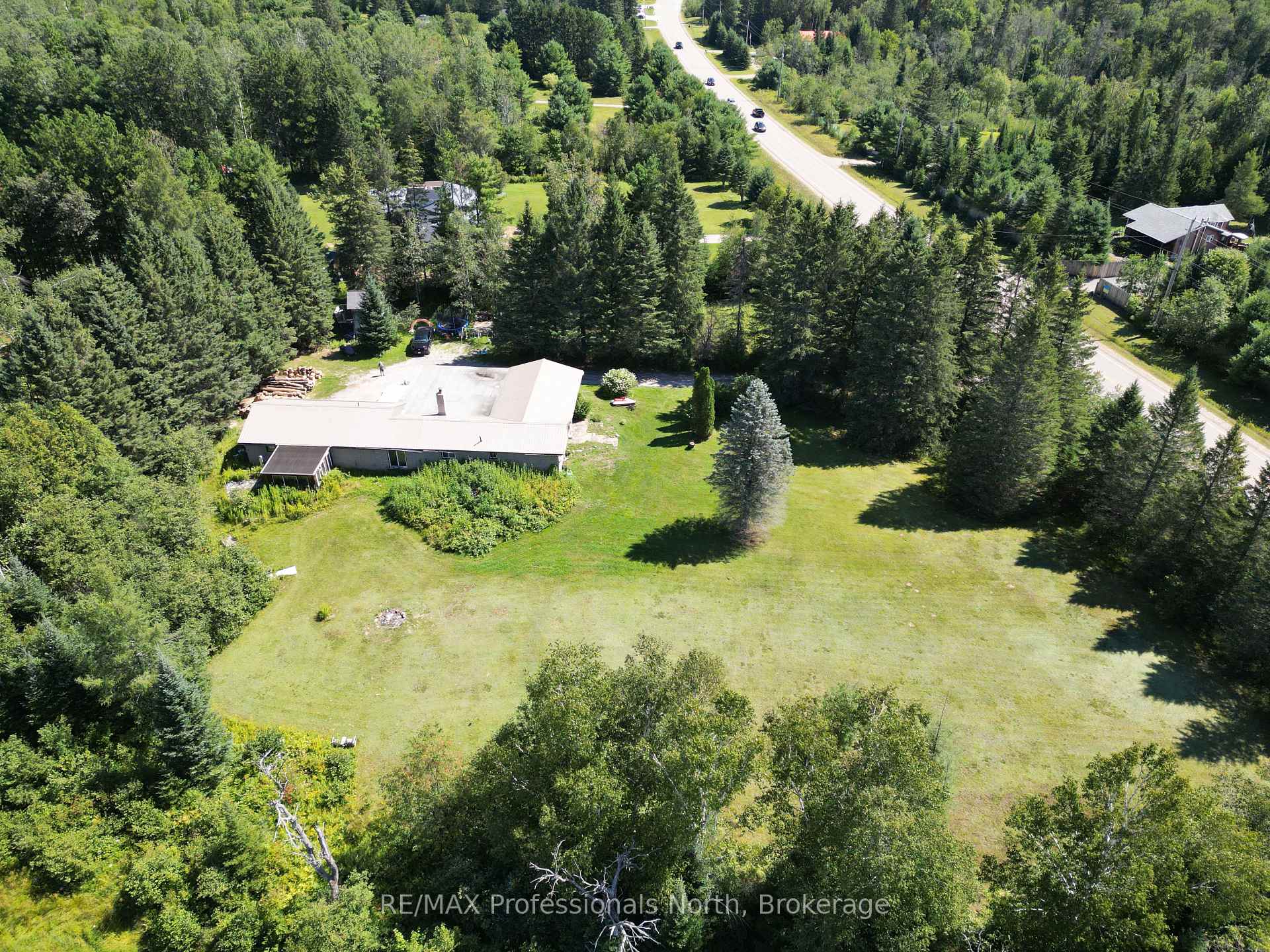 Photo 3 of 8111 County Road 503, Minden Hills, Snowdon — HOMEH