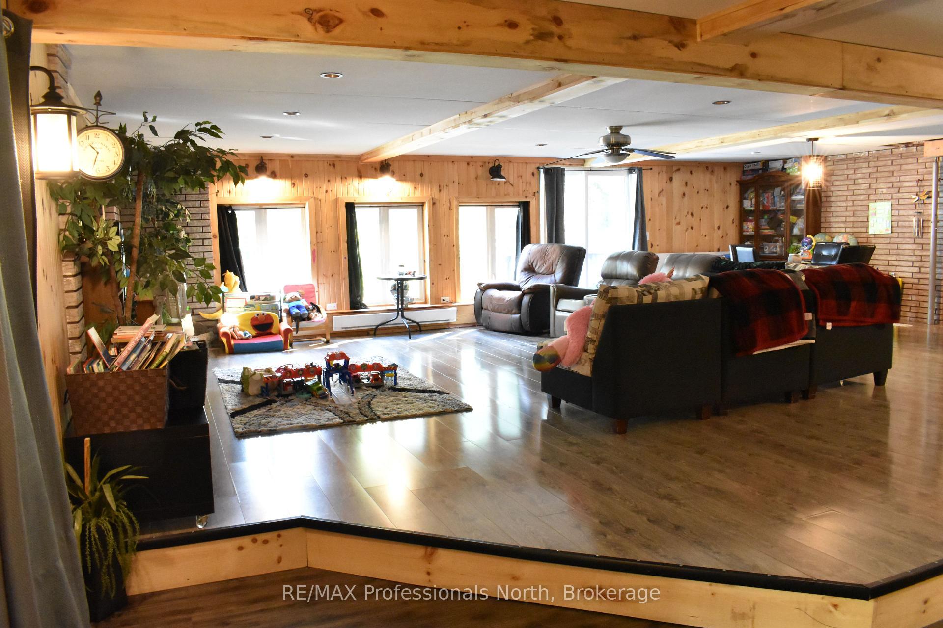 Photo 4 of 8111 County Road 503, Minden Hills, Snowdon — HOMEH