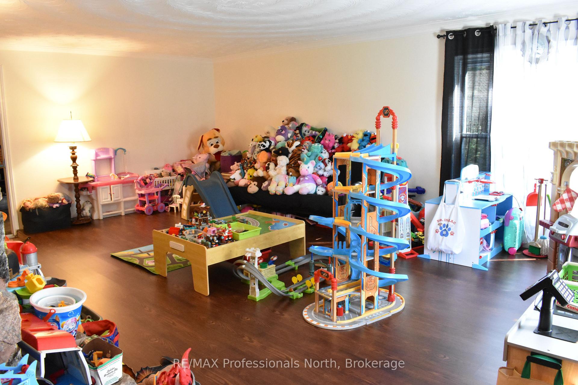 Photo 12 of 8111 County Road 503, Minden Hills, Snowdon — HOMEH