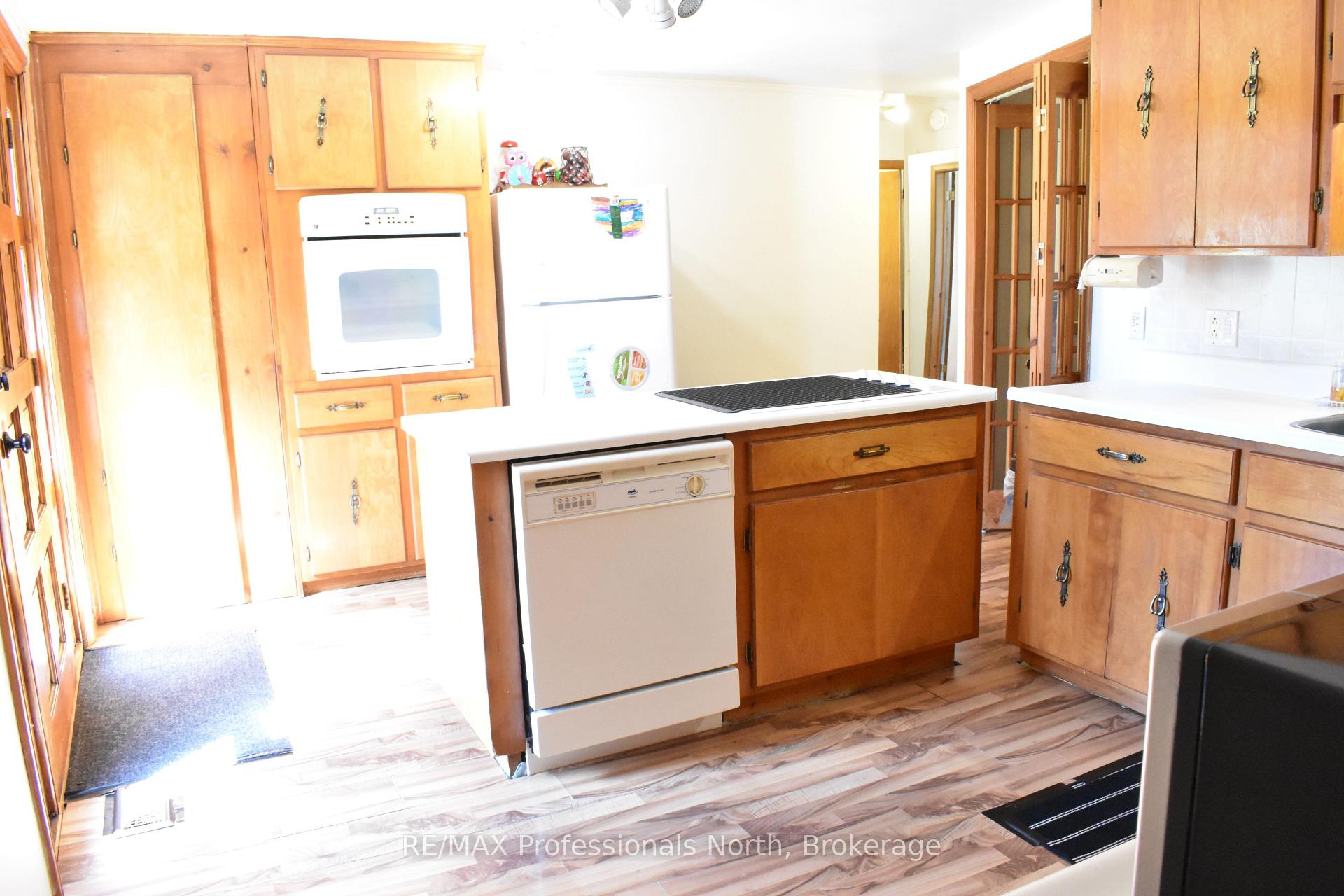 Photo 15 of 8111 County Road 503, Minden Hills, Snowdon — HOMEH