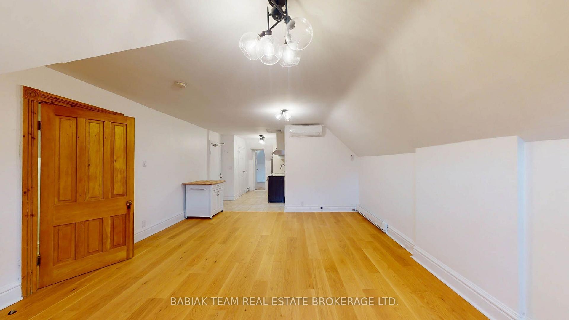 Photo 8 of Unit Unit 3, 24A Woodside Avenue, Toronto, High Park North — HOMEH