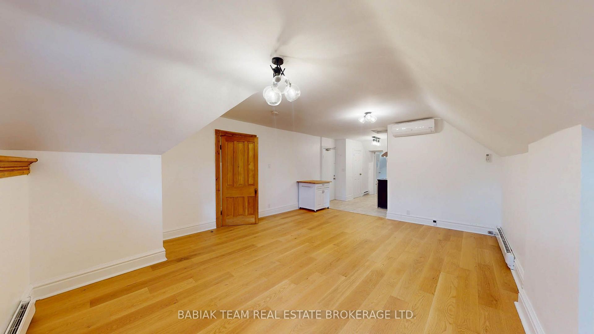 Photo 9 of Unit Unit 3, 24A Woodside Avenue, Toronto, High Park North — HOMEH
