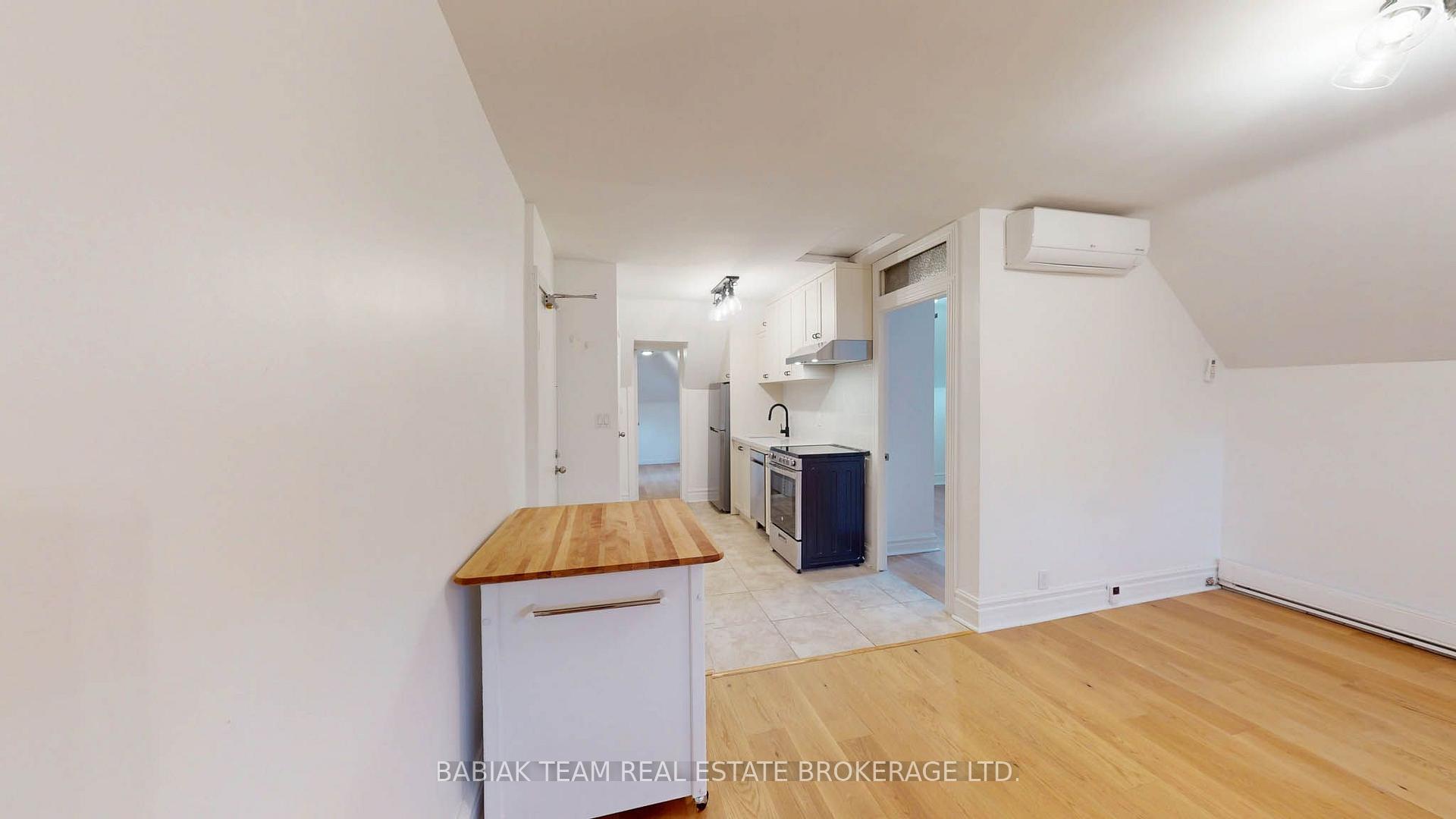 Photo 10 of Unit Unit 3, 24A Woodside Avenue, Toronto, High Park North — HOMEH