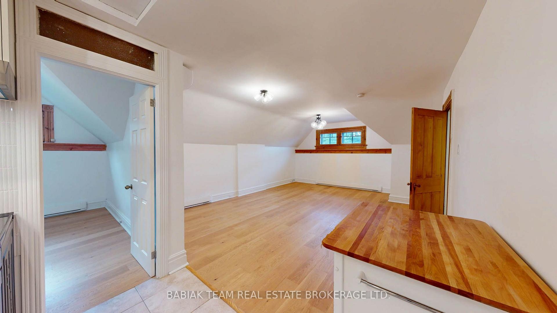 Photo 14 of Unit Unit 3, 24A Woodside Avenue, Toronto, High Park North — HOMEH