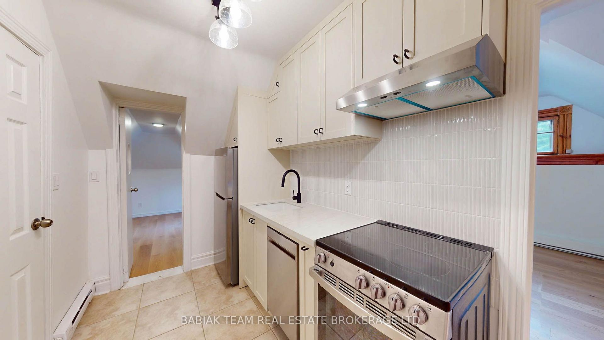 Photo 17 of Unit Unit 3, 24A Woodside Avenue, Toronto, High Park North — HOMEH