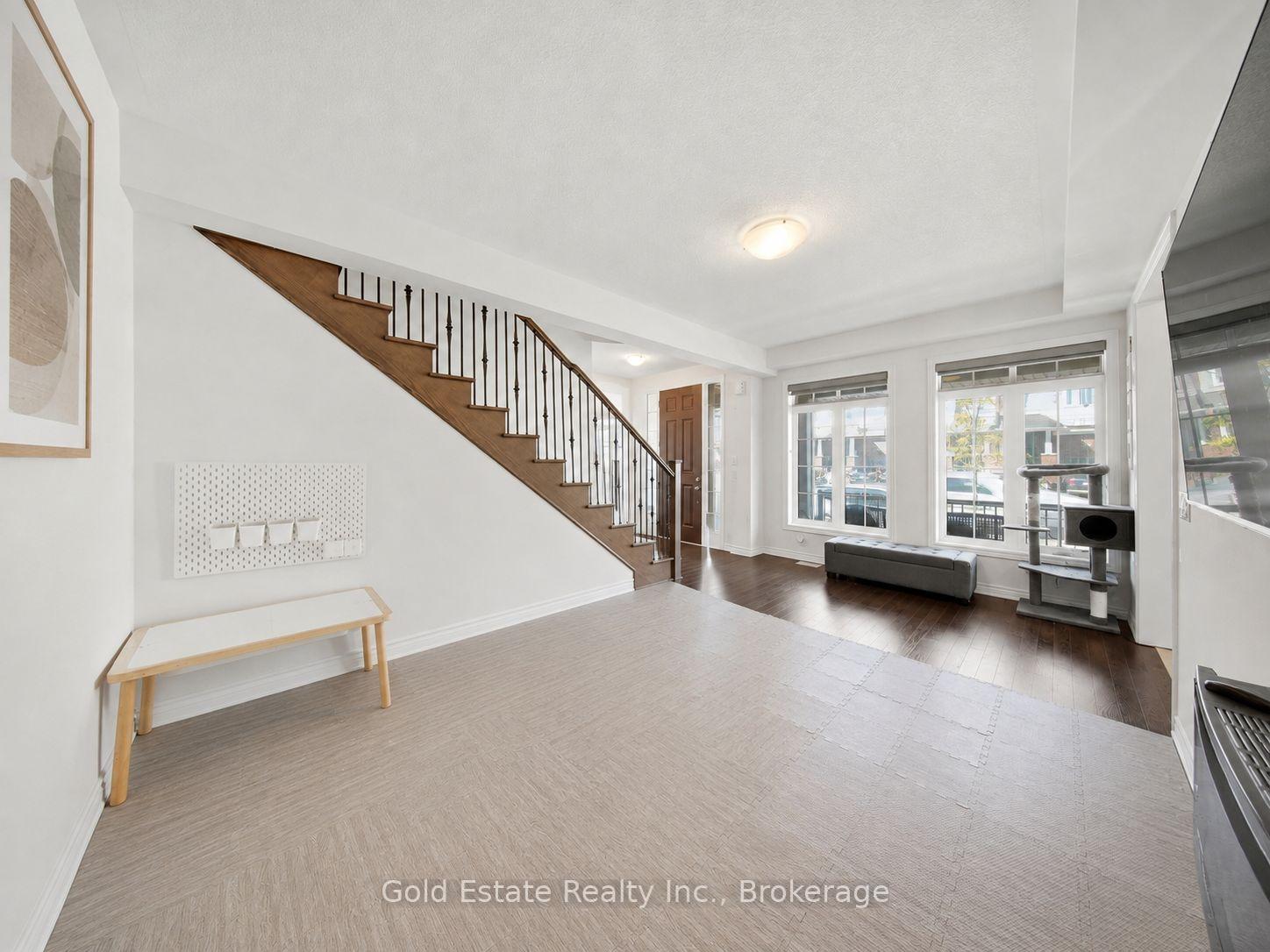 Photo 10 of 3 Georgina Street, Kitchener, Huron Park — HOMEH