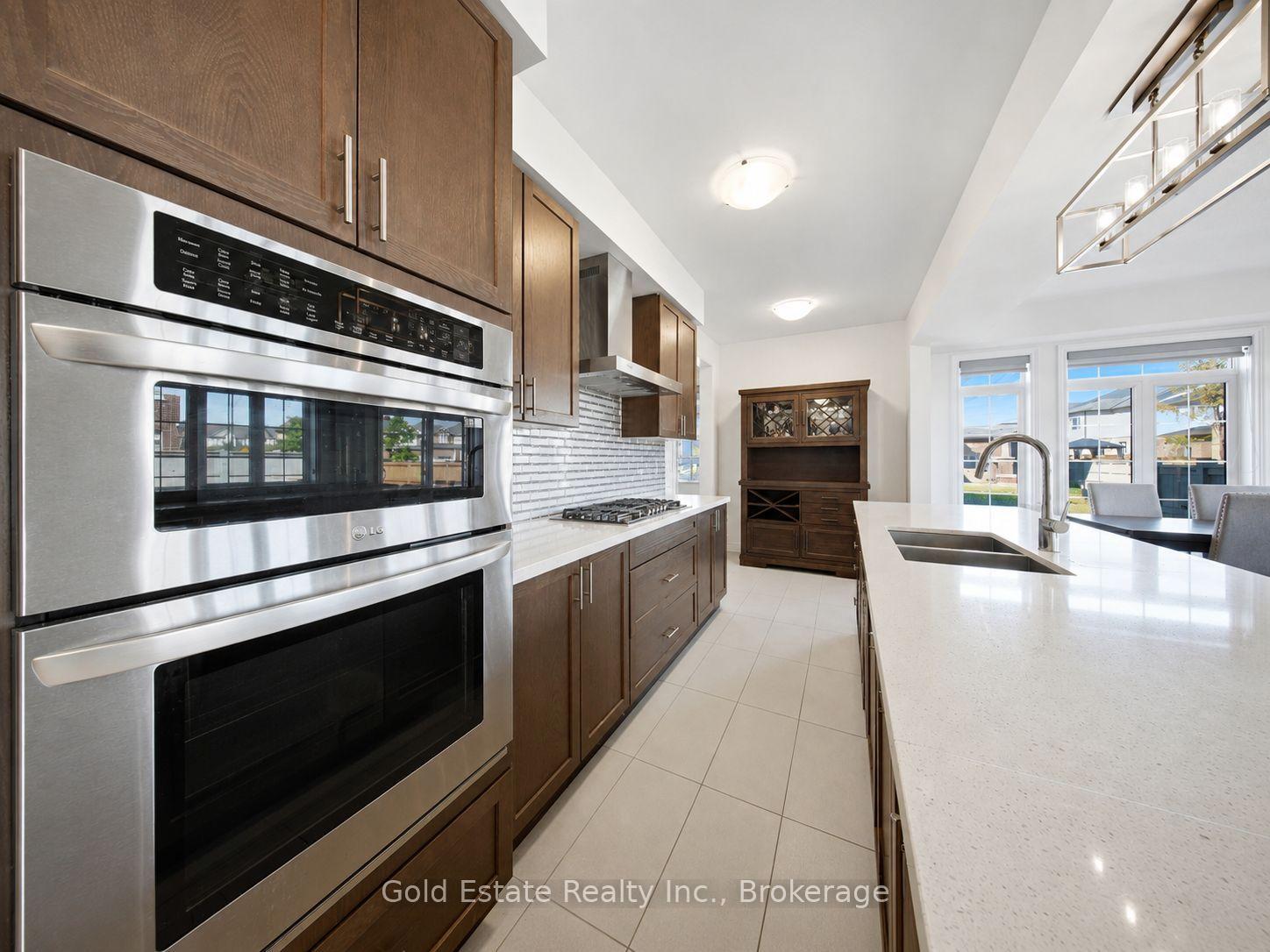 Photo 13 of 3 Georgina Street, Kitchener, Huron Park — HOMEH