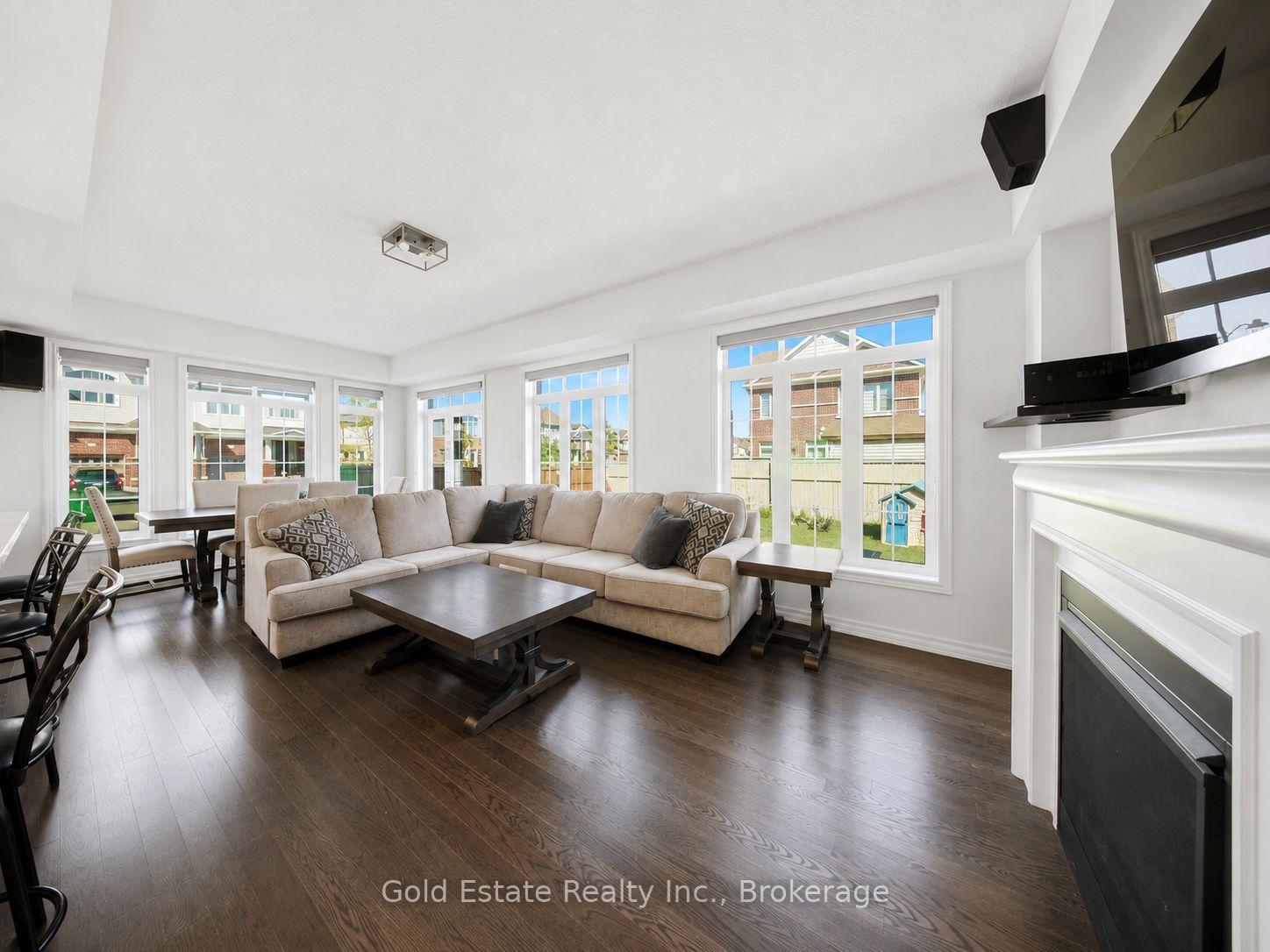 Photo 16 of 3 Georgina Street, Kitchener, Huron Park — HOMEH