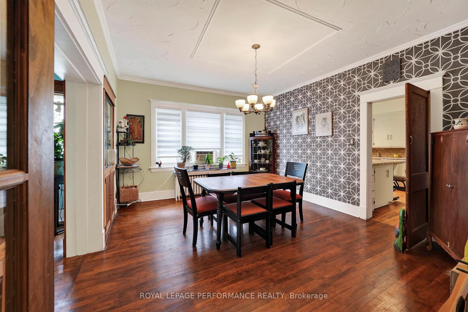 Photo 11 of 114 Gloucester Street N, Cornwall, Cornwall — HOMEH