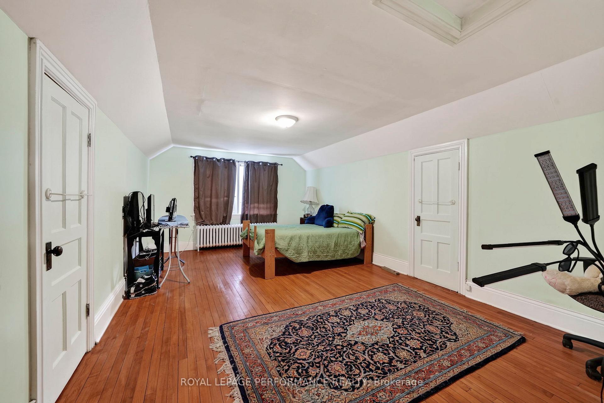 Photo 25 of 114 Gloucester Street N, Cornwall, Cornwall — HOMEH