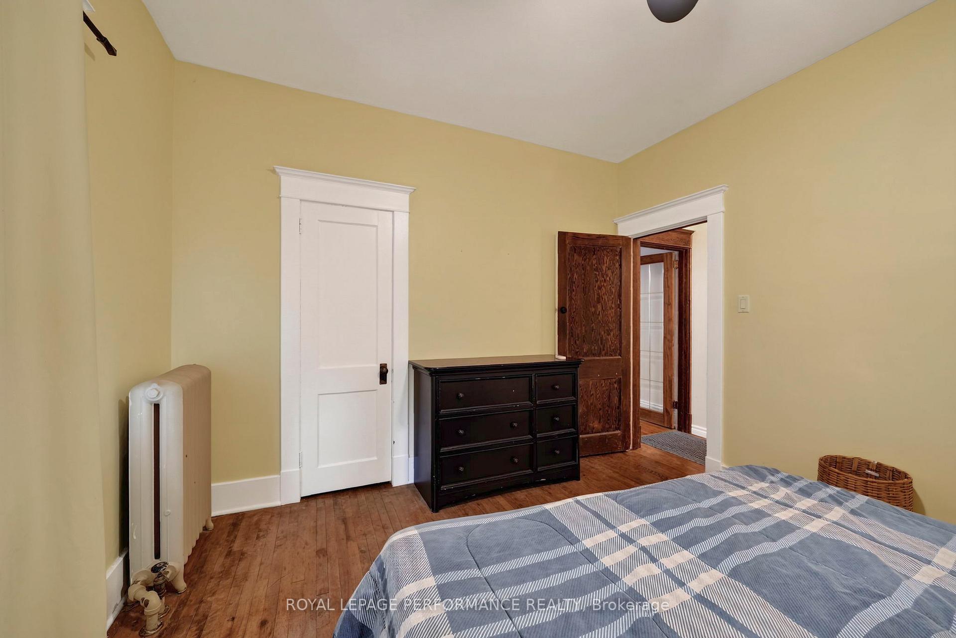 Photo 33 of 114 Gloucester Street N, Cornwall, Cornwall — HOMEH