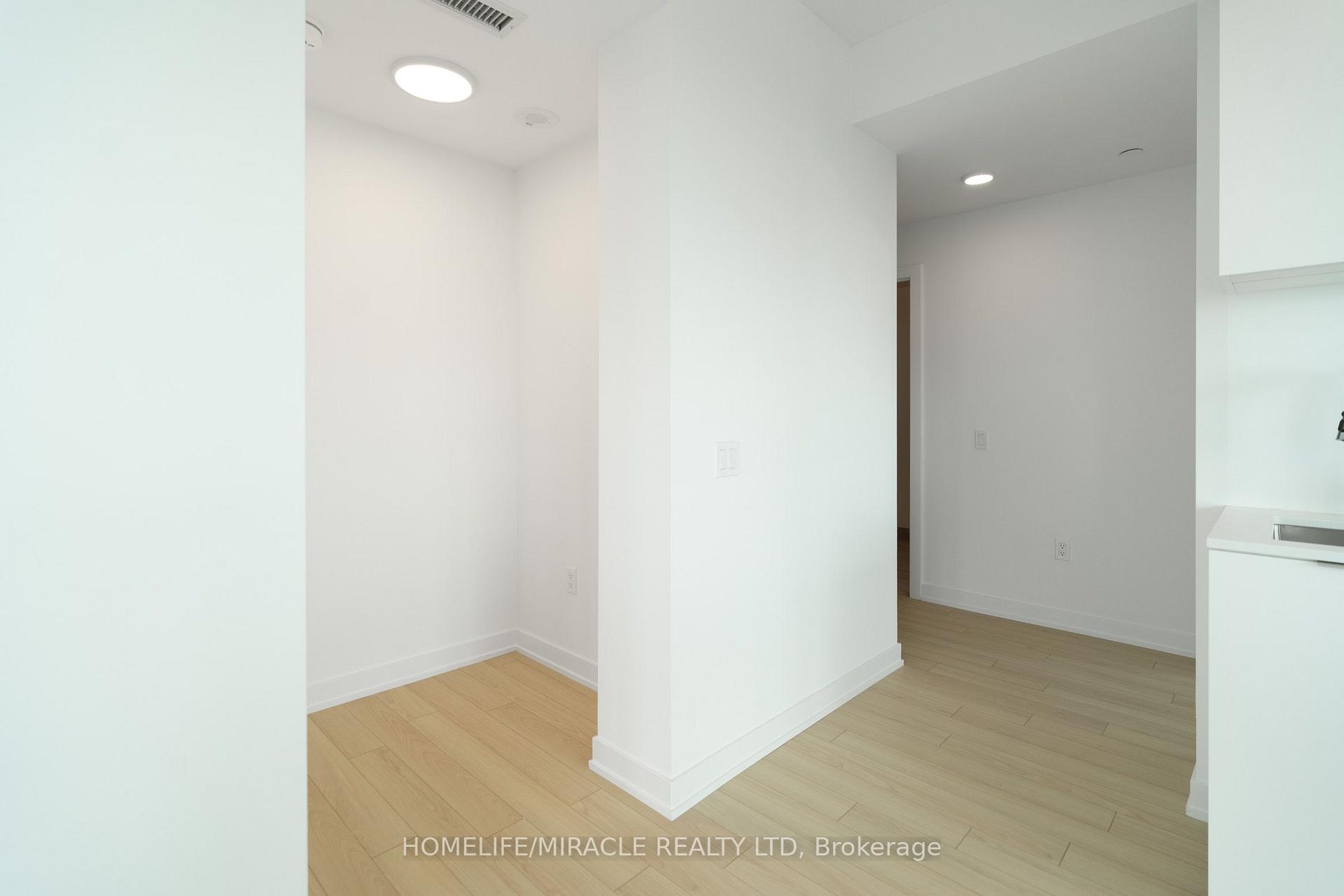Photo 8 of Unit 1604, 15 Skyridge Drive, Brampton, Bram East — HOMEH