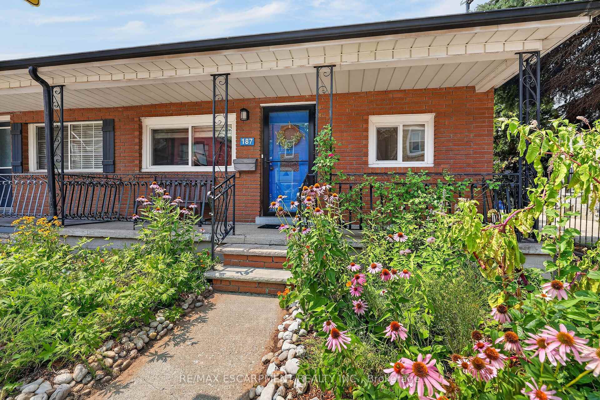 Photo 2 of 187 Ray Street N, Hamilton, Strathcona — HOMEH