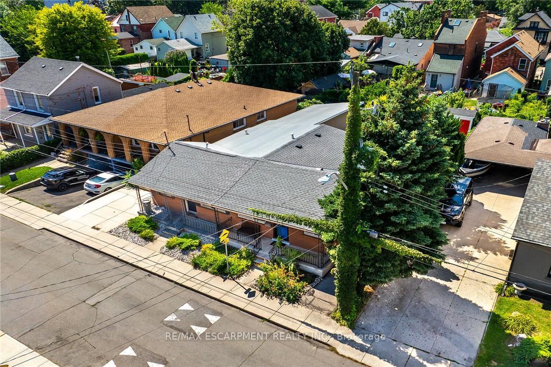 Photo 5 of 187 Ray Street N, Hamilton, Strathcona — HOMEH