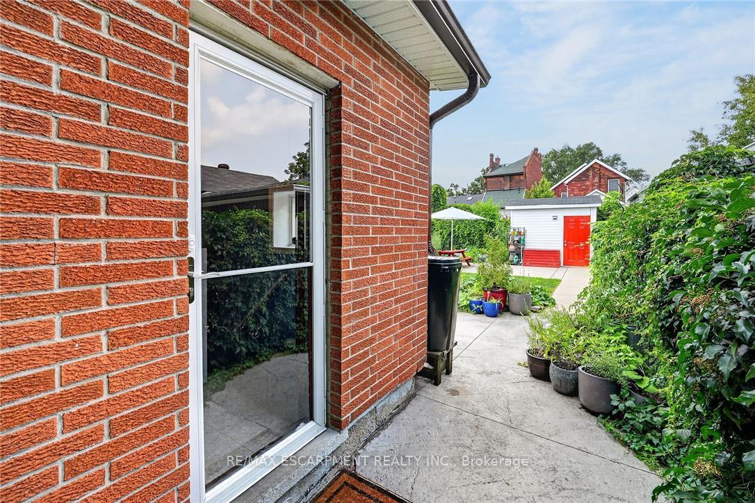 Photo 45 of 187 Ray Street N, Hamilton, Strathcona — HOMEH