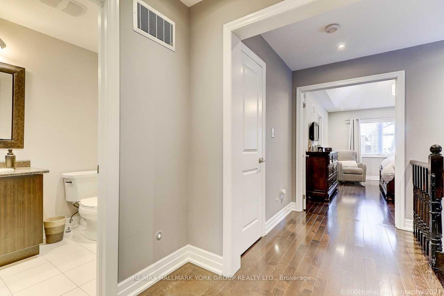 Photo 9 of 63 Alex Campbell Cres Drive, King, King City — HOMEH