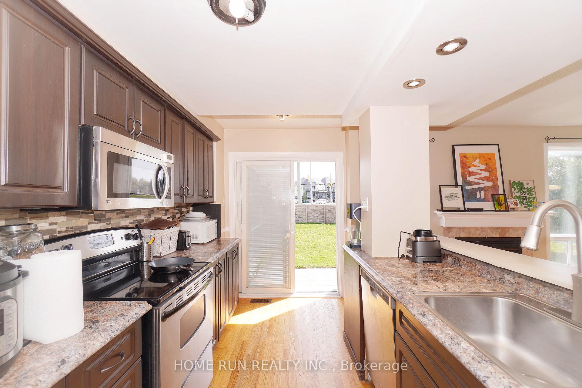 Photo 13 of 40 Crampton Drive, Carleton Place, Carleton Place — HOMEH