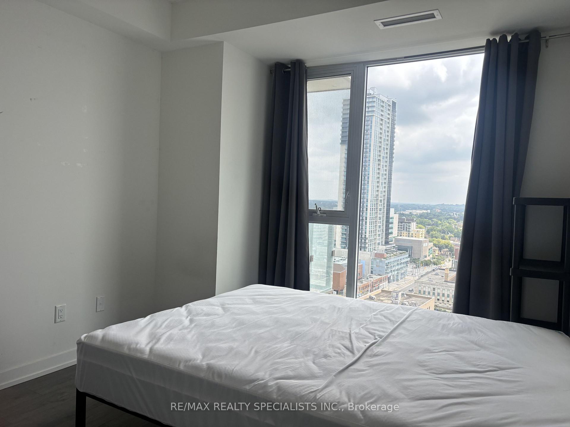 Photo 19 of Unit 1805, 55 Duke Street W, Kitchener, City Commercial Core — HOMEH