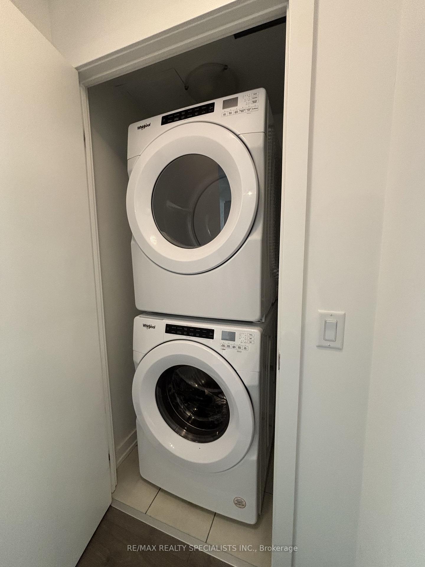 Photo 21 of Unit 1805, 55 Duke Street W, Kitchener, City Commercial Core — HOMEH