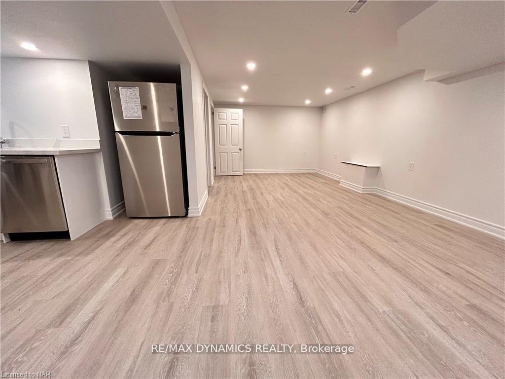 Photo 12 of Unit lower, 32 Mississauga Road, St. Catharines, Lakeshore — HOMEH