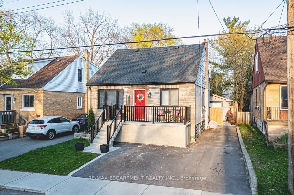 Photo 1 of Unit B, 73 West 3RD Street, Hamilton, Bonnington — HOMEH