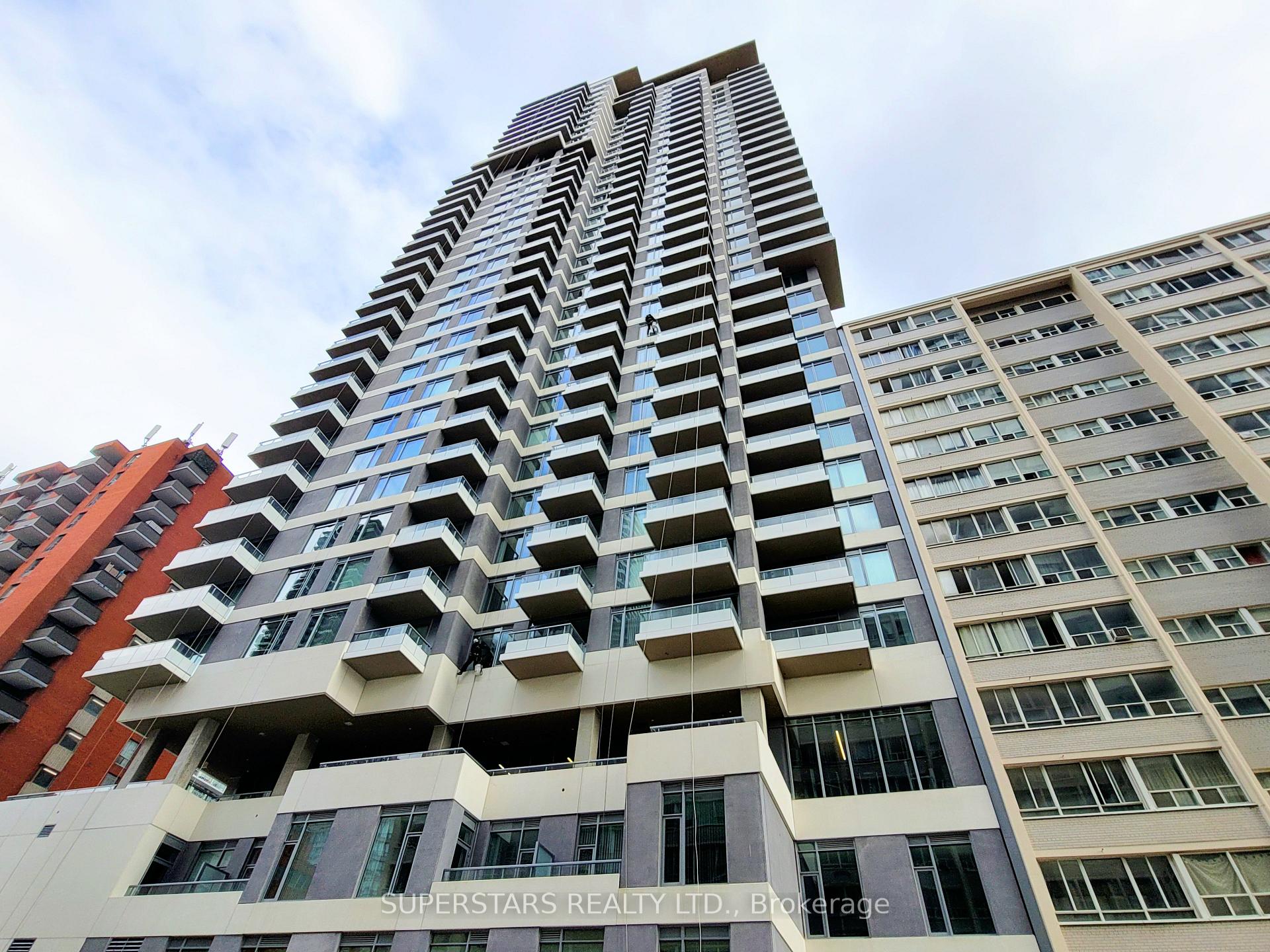 Photo 2 of Unit 814, 50 Dunfield Avenue, Toronto, Mount Pleasant West — HOMEH