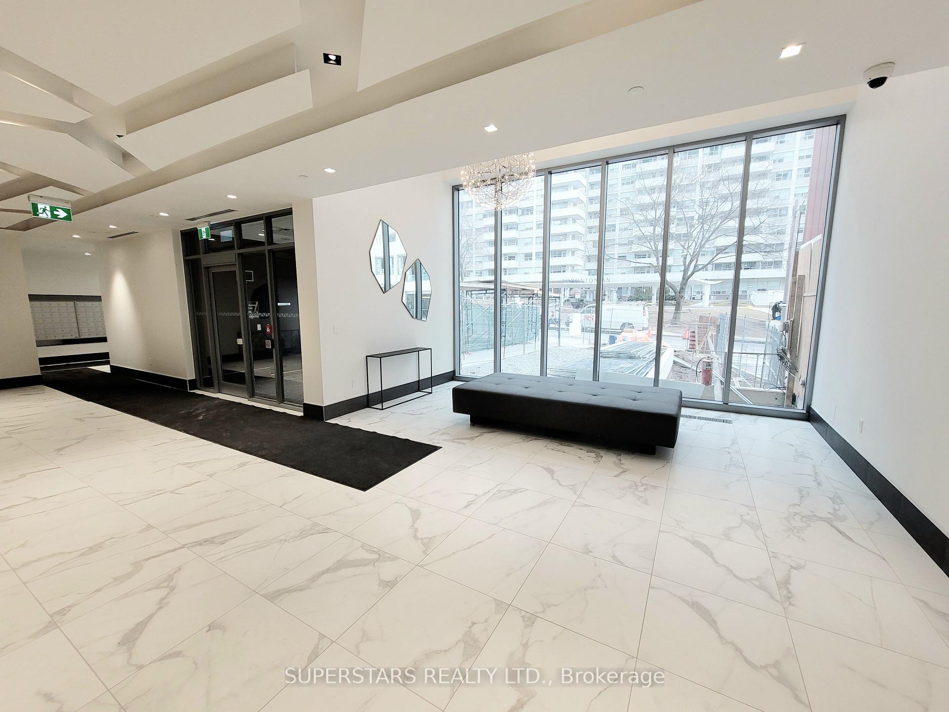 Photo 4 of Unit 814, 50 Dunfield Avenue, Toronto, Mount Pleasant West — HOMEH