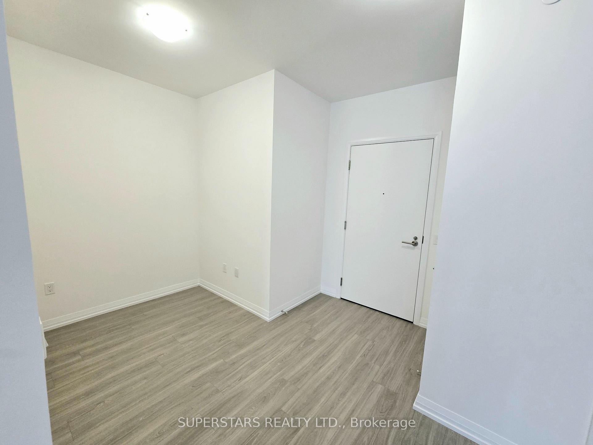 Photo 6 of Unit 814, 50 Dunfield Avenue, Toronto, Mount Pleasant West — HOMEH