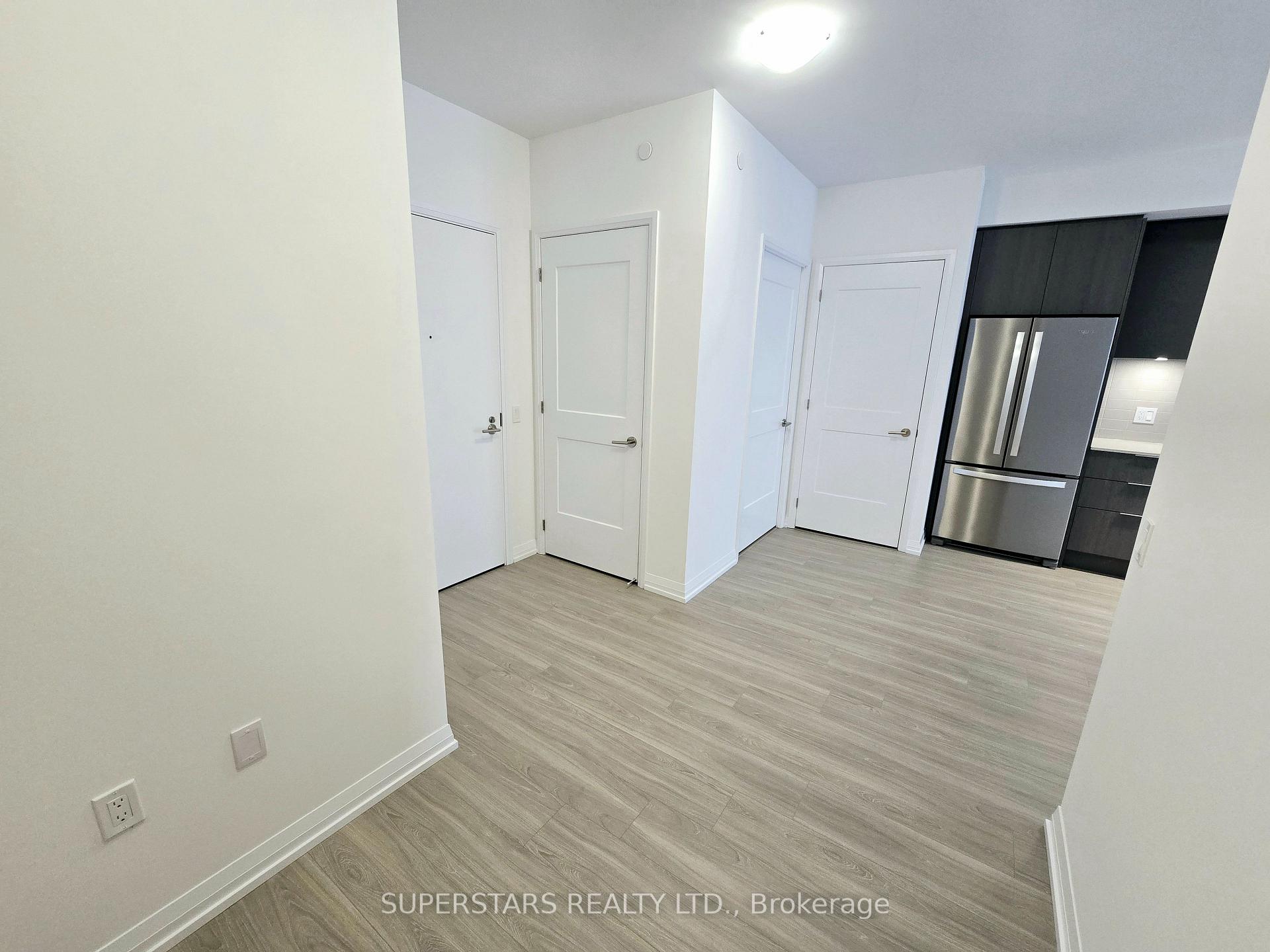 Photo 8 of Unit 814, 50 Dunfield Avenue, Toronto, Mount Pleasant West — HOMEH