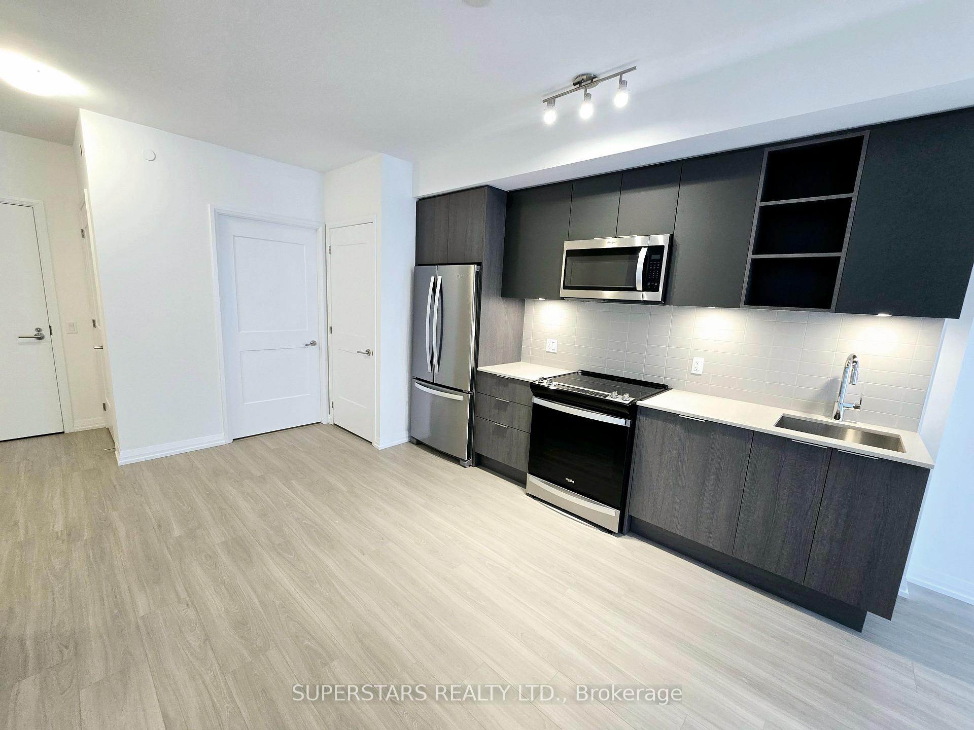Photo 13 of Unit 814, 50 Dunfield Avenue, Toronto, Mount Pleasant West — HOMEH