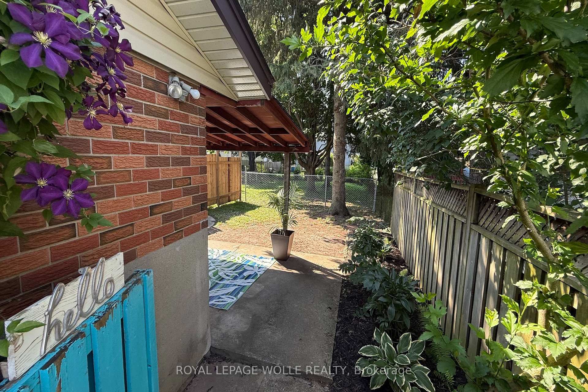 Photo 5 of Unit Unit B, 54 Schweitzer Street, Kitchener, Bridgeport — HOMEH