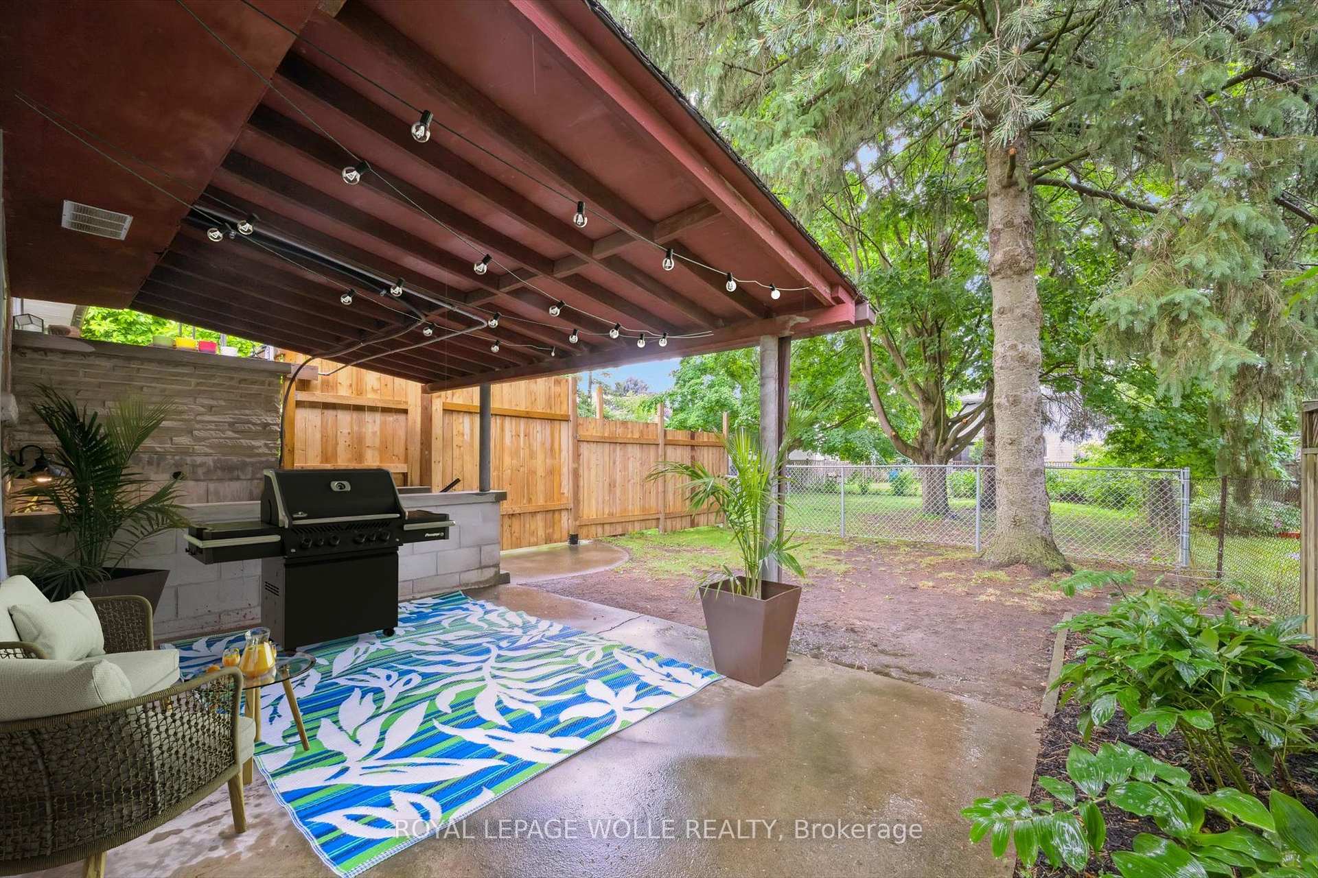 Photo 6 of Unit Unit B, 54 Schweitzer Street, Kitchener, Bridgeport — HOMEH