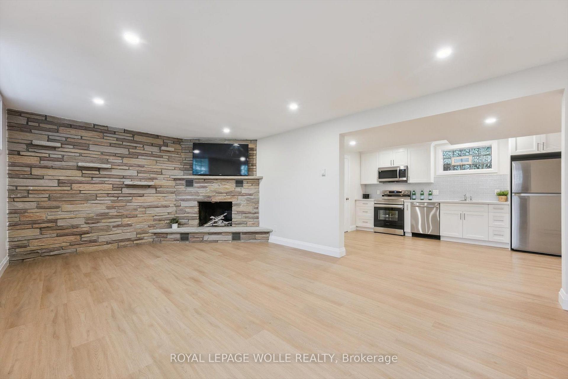 Photo 21 of Unit Unit B, 54 Schweitzer Street, Kitchener, Bridgeport — HOMEH