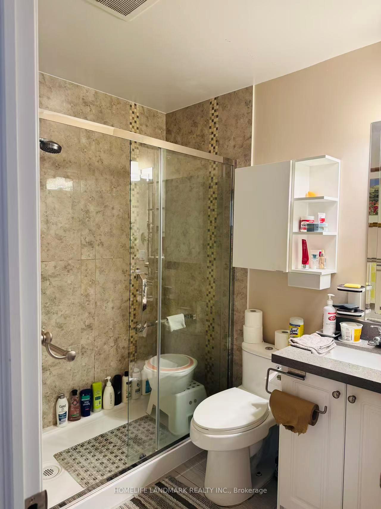 Photo 6 of Unit #Upper, 83 Snowshoe Crescent, Markham, German Mills — HOMEH