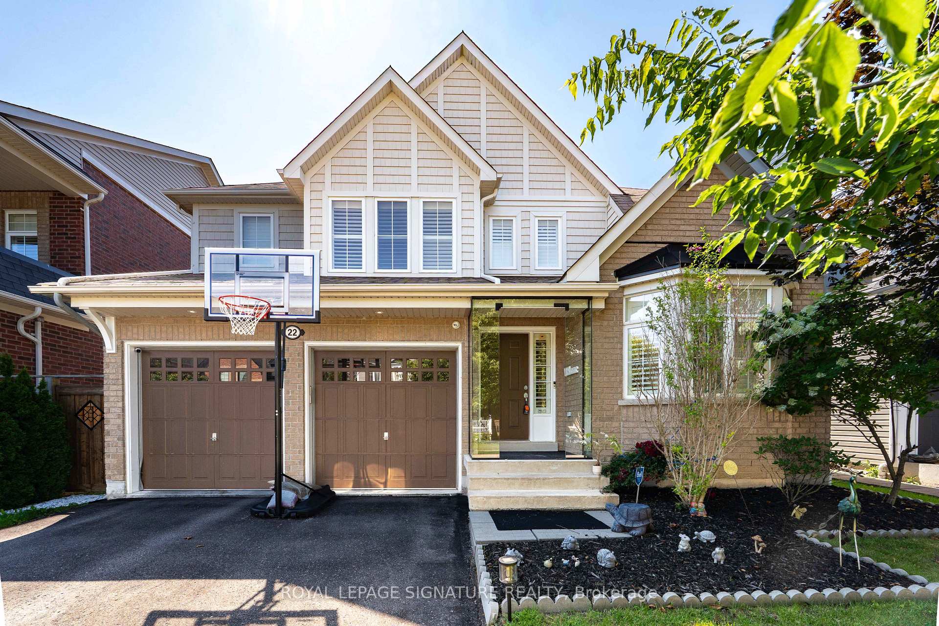 Photo 1 of 22 Northcastle Crescent, Whitby, Brooklin — HOMEH